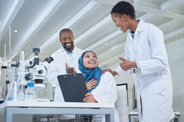 istock Inspiring each other to keep making new discoveries 1302546480