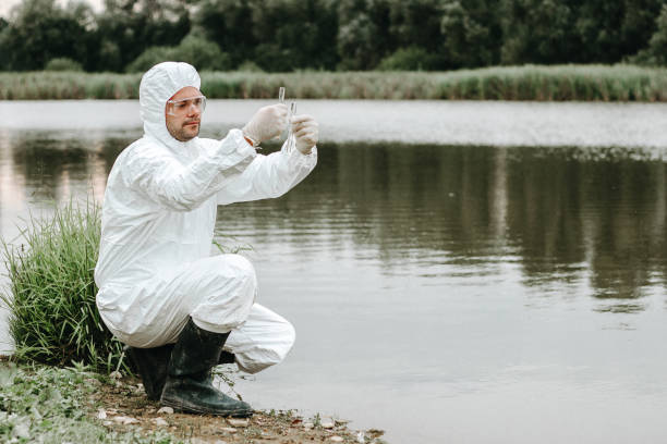 istock Scientist examing toxic water 1302625947