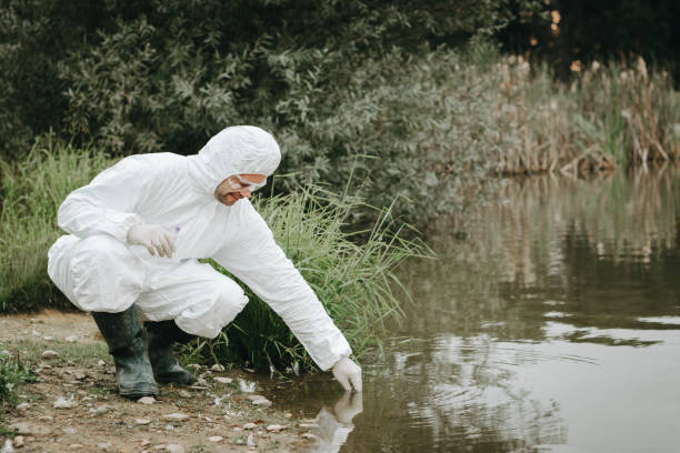 istock Scientist examing toxic water 1302630035