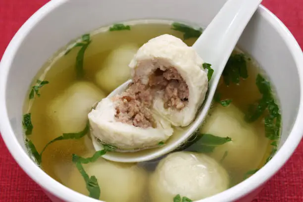 fuzhou fish ball soup, taiwanese food