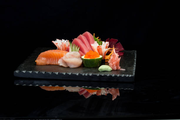 sushi - japanese cuisine temaki sashimi sushi foto e immagini stock