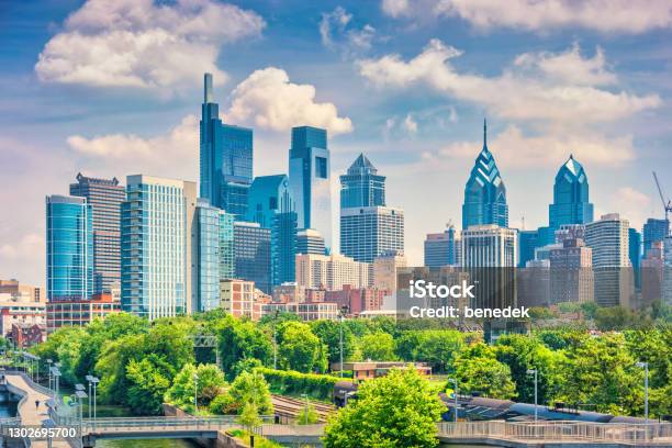 Skyline Of Downtown Philadelphia Pennsylvania Usa Stock Photo - Download Image Now - Philadelphia - Pennsylvania, Urban Skyline, Pennsylvania