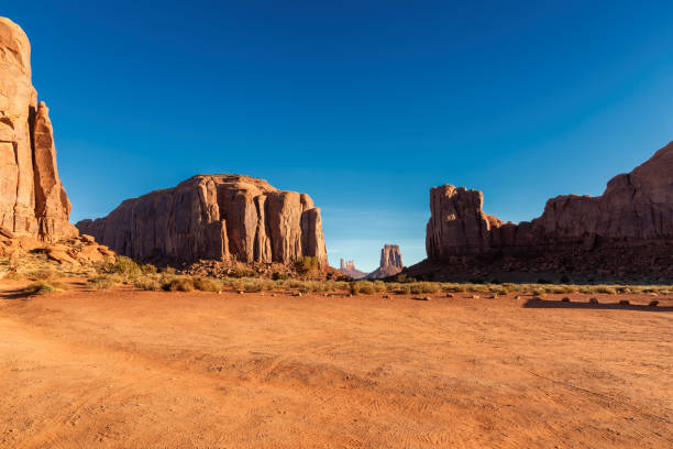 valle del monumento - arizona desert landscape monument valley foto e immagini stock