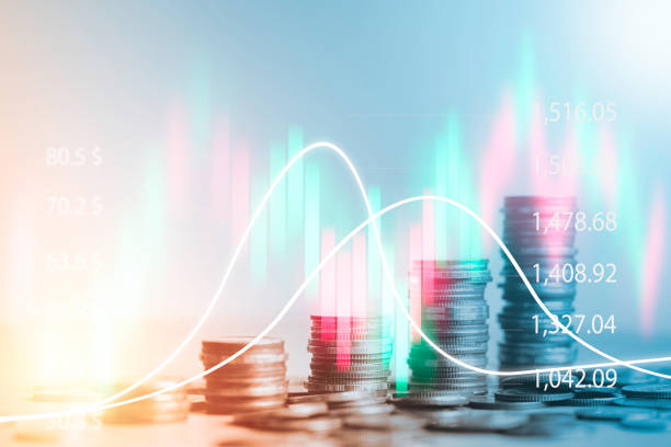 impilamento delle monete con grafico degli investimenti in borsa, concetto di business. - doppio foto e immagini stock