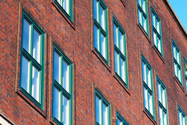 istock Tilt view along office building fensterfront 1302821226