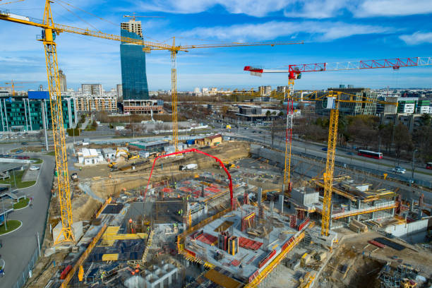 istock Crane site in the city 1302823418