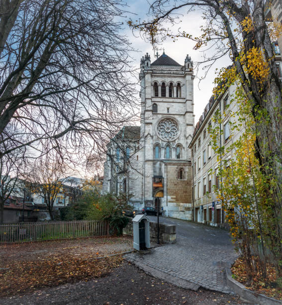 St Pierre Cathedral - Geneva, Switzerland St Pierre Cathedral - Geneva, Switzerland switzerland zurich architecture church stock pictures, royalty-free photos & images