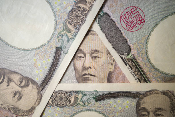 istock Japanese ten-thousand yen bills lined up 1302952002