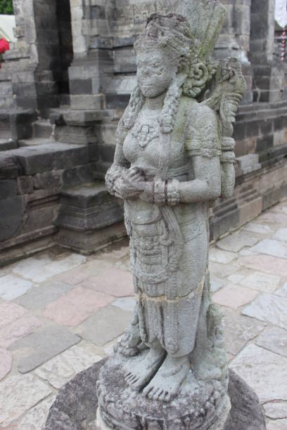 istock the statue in Penataran temple 1303065994