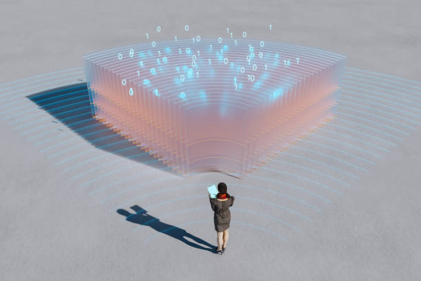 mujer con tableta digital usando almacenamiento en la nube - minería de datos fotografías e imágenes de stock