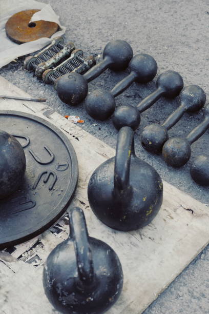 vintage old dumbbell weights home gum
