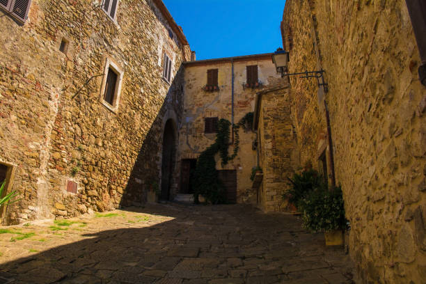 istock Buildings in Montemerano, Tuscany 1303116422