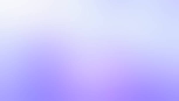 kuvapankkikuvat ja rojaltivapaat kuvat aiheesta abstrakti tausta, valkoinen - vaaleansininen - violetti värigradientti, defocused - purppura