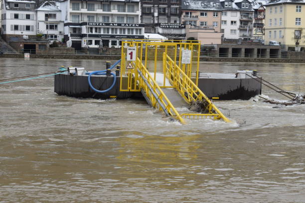 ship jetty in the Mosel flood