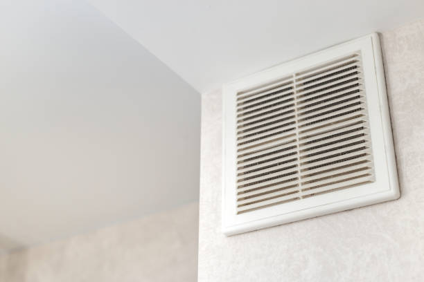istock Dirty ventilation grille in the kitchen on the wall. Communication in the kitchen. 1303284643
