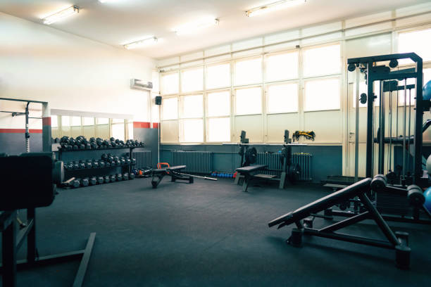 istock Gym with a lot of natural light 1303402085