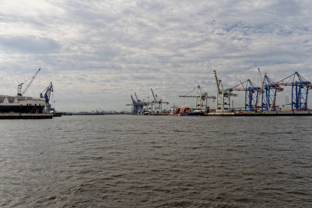 istock Hamburg Port 1303484850