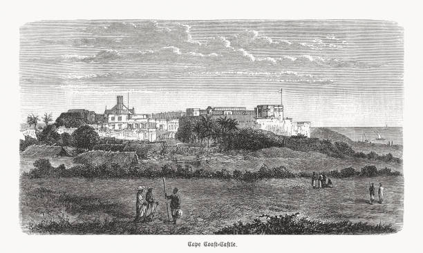 케이프 코스트 성의 역사적인 전망, 가나, 목판, 출판 1893 - ghana stock illustrations
