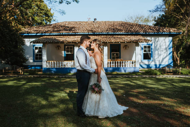 elopement wedding elopement wedding eloping stock pictures, royalty-free photos & images