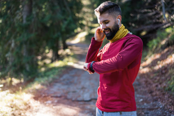 istock Health and activity tracking on the smart watch 1303547071