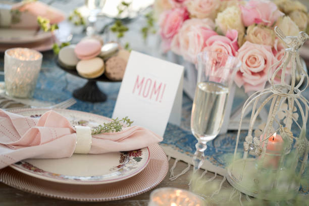 istock Elegant Mother's Day Dining Table 1303557906
