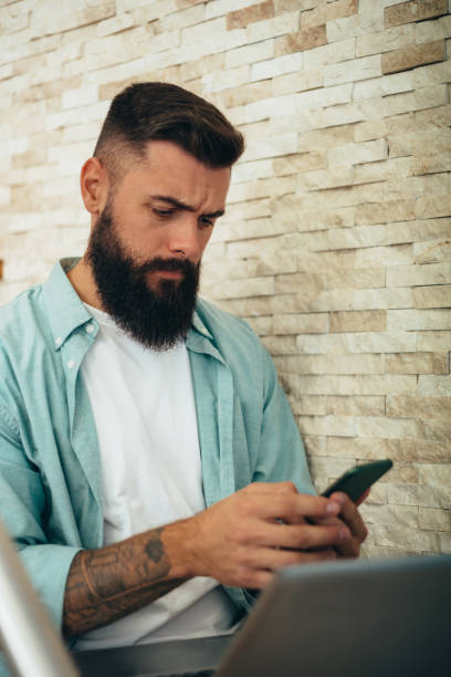 istock As a freelancer, you have to stay connected 1303567266