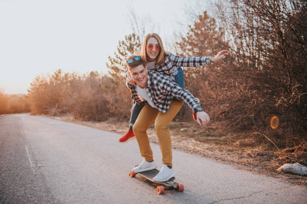 istock Skate couple outdoors stock photo 1303569716