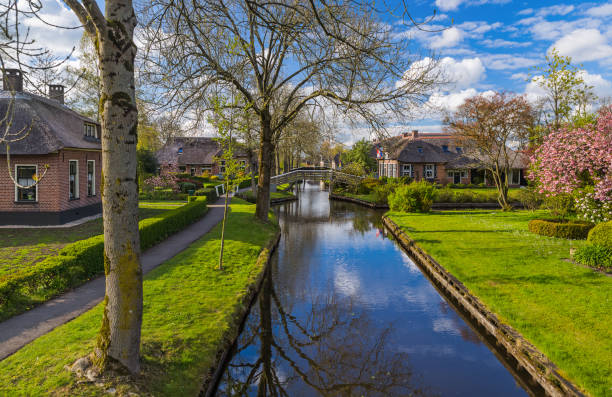 istock Typical dutch village Giethoorn in Netherlands 1303605407