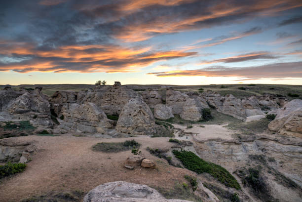 istock hoodoos at sunset, Writing-on-Stone Provincial Park, Alberta 1303623016