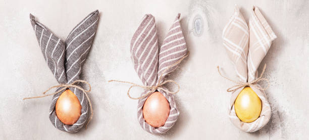istock Beautiful spring card. Retro wooden background. Festive design. Decorative easter egg. Happy easter concept. 1303701695