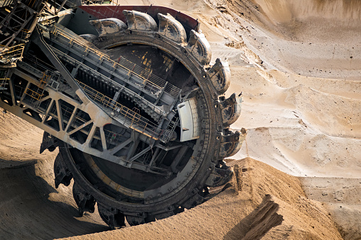 Bucket wheel mine excavator