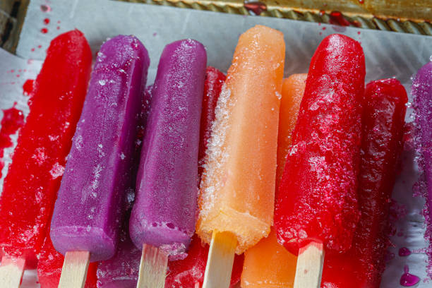 istock tray of popsicles 1303730883