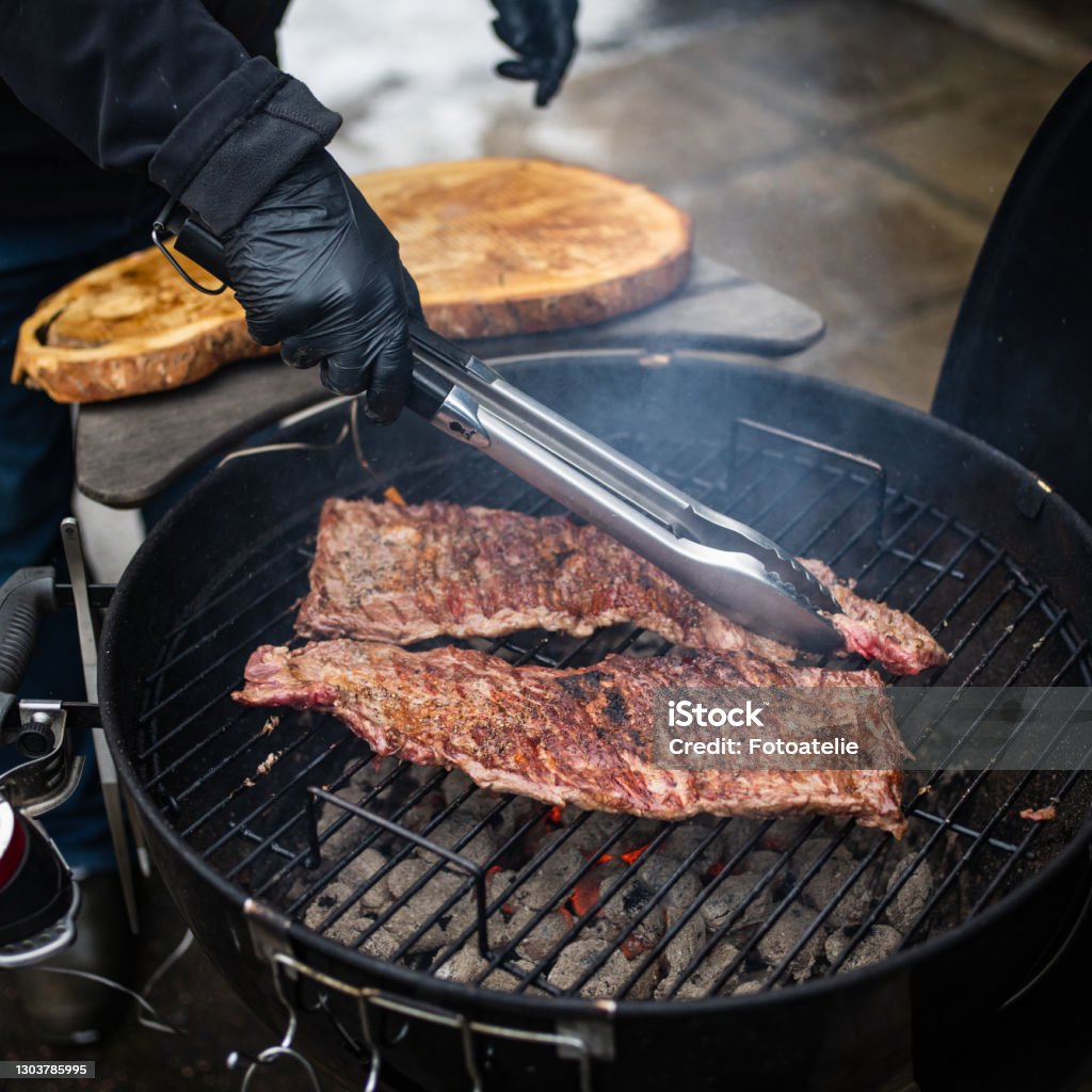 Hanging Tender Or Onglet Steak Of Beef On The Grill Grilling Meat Bbq Stock Photo - Image Now - iStock