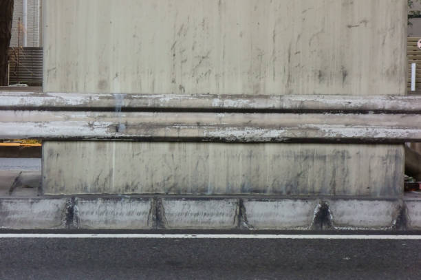 istock Dirty walls and guardrails 1303798260