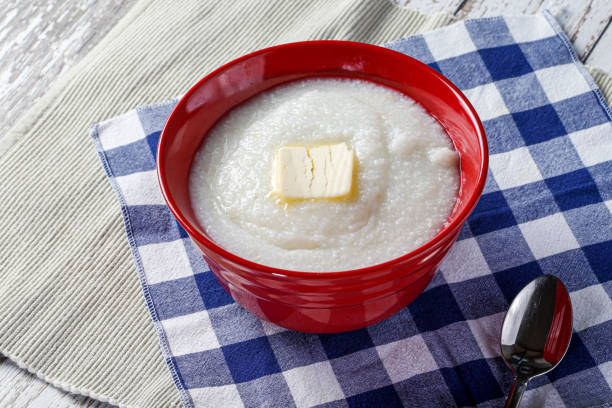 istock bowl of grits 1303907042