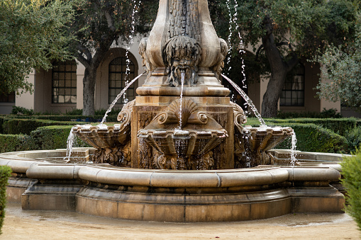 Fountain with a lion stature