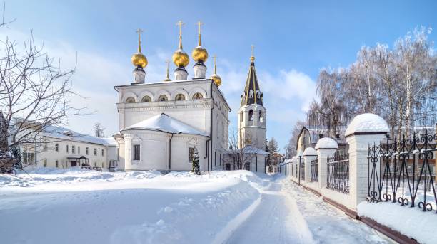 istock Winter view of Fedorovsky monastery in Gorodets. 1303988866