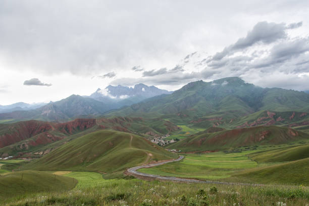 istock Qilian Montain 1303989002