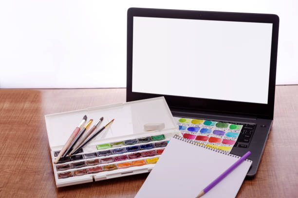 istock Online drawing courses use laptop. Cope space for header of courses 1303995809