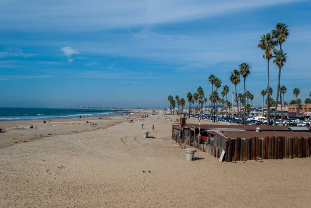 istock View of Santa Monica Pier 1304021372