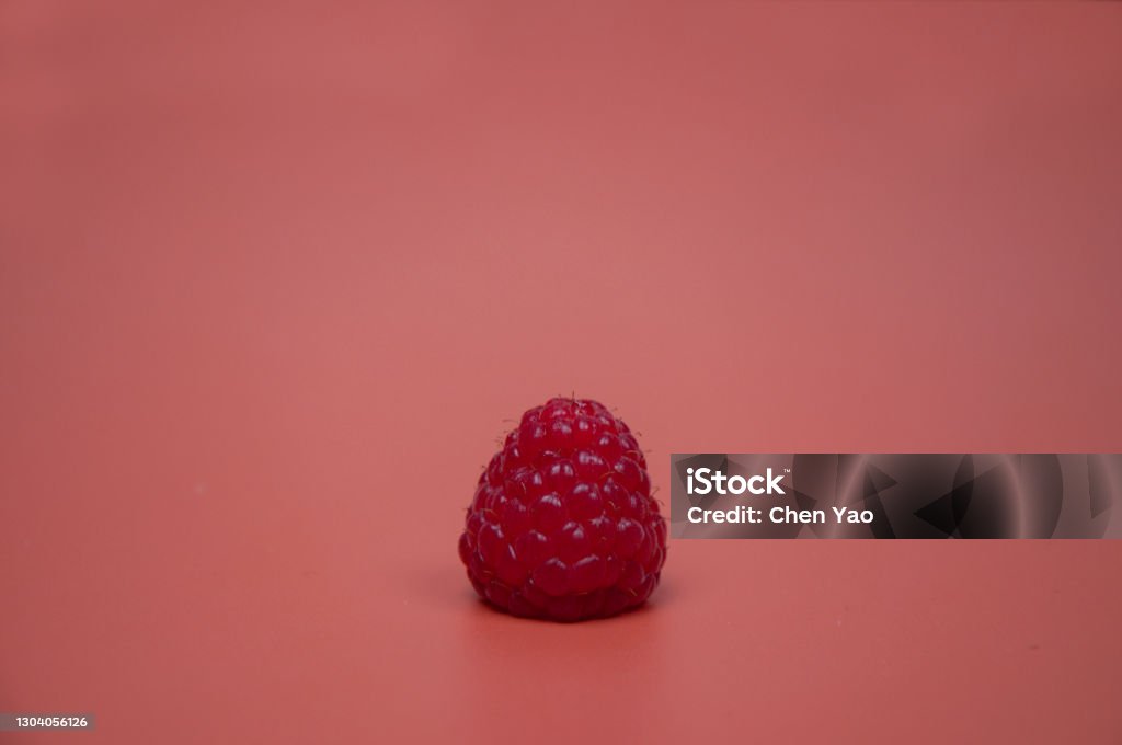 Redish Pink Raspberry Red Raspberry With Colour Background Stock Photo - Download Image Now ...