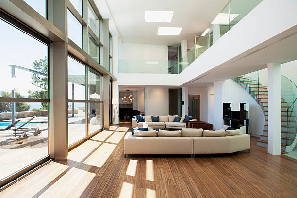 abierto sala de estar en casa moderna - residential structure architecture home interior indoors fotografías e imágenes de stock