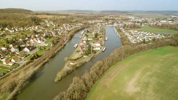 Aerial view of Jarville island on the River OIse