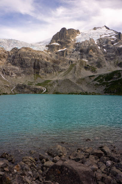 istock Mesmerizing Scenery of Joffre Lake 1304164710