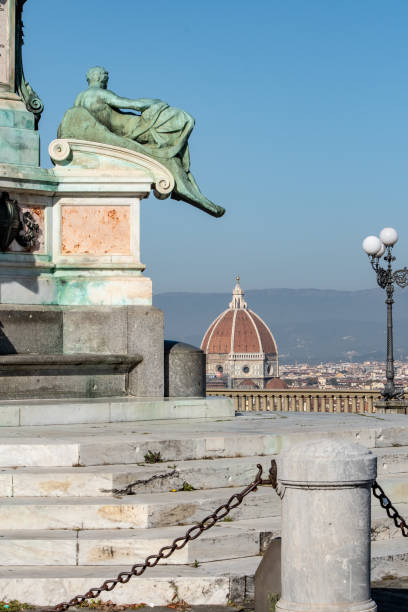 ミケランジェロ広場からフィレンツェのビュー大聖堂のドーム。 - michelangelos david 写真 ストックフォトと画像