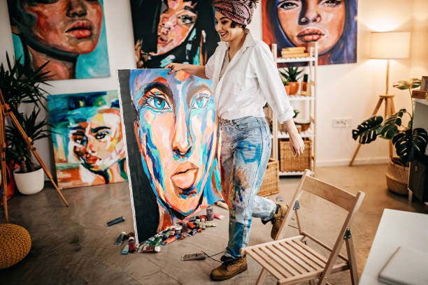 istock Painting in my hands 1304288347