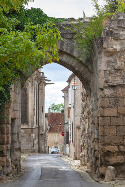 istock Gate of Nointel in Clermont-en-Beauvaisis 1304345334