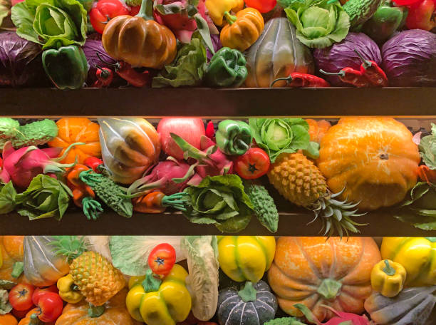 Food model on the market stall
