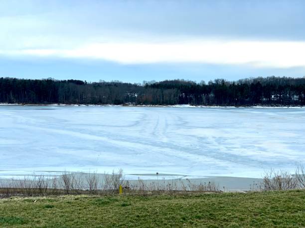 istock Slightly Frozen Lake 1304414668