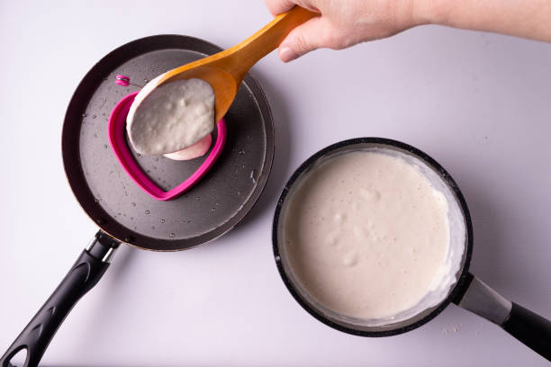 istock Step 4. The process of making heart-shaped pancakes. 1304425787